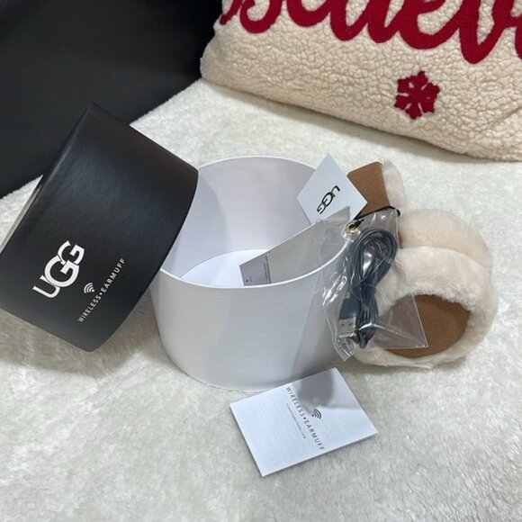 UGG Women's Sheepskin Bluetooth Earmuff - Picture 5 of 8
